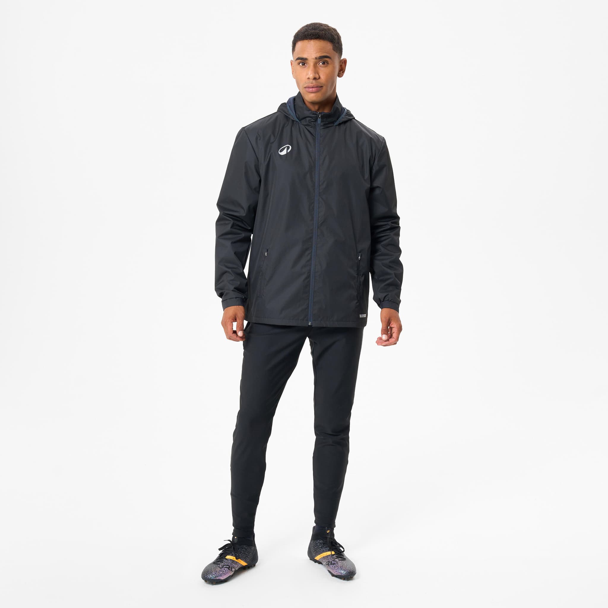8: Chaqueta impermeable de fútbol adulto, Viralto club negro